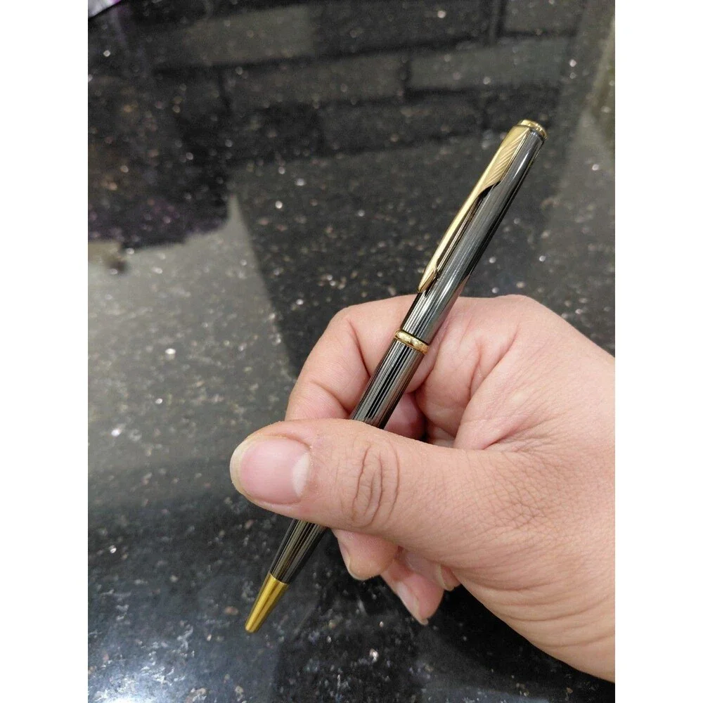 Parker Twist Mechanism Ballpoint Gold Metalic (Black Color)